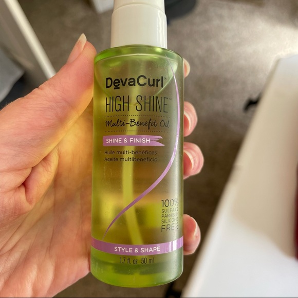 DevaCurl High Shine Multi-Benefit Oil (1.7 fl. oz.) - Picture 5 of 6